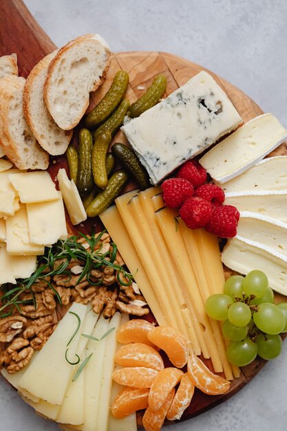 Plusieurs kits fromage maison présentés côte à côte